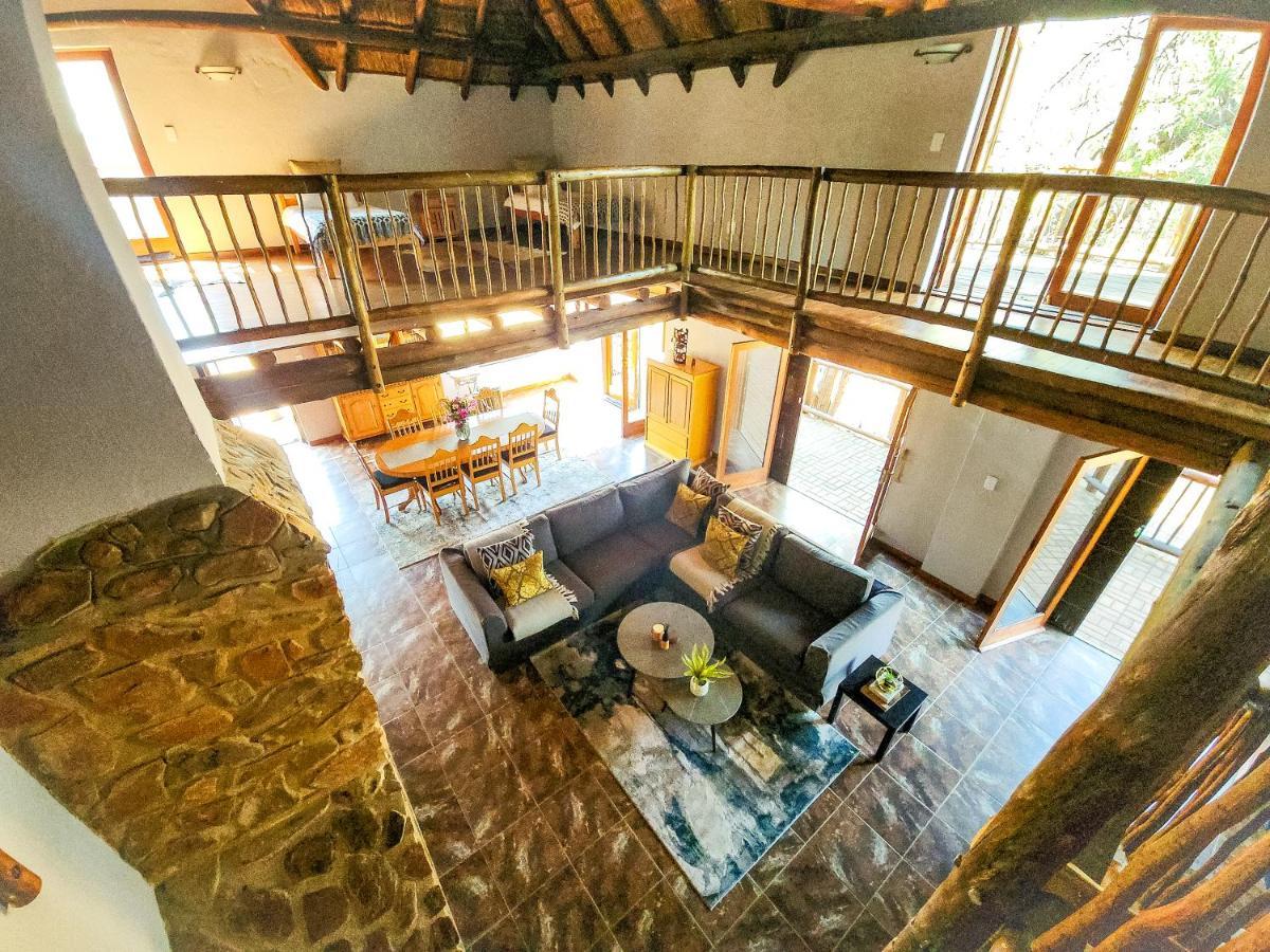Villa Zizi In Bela-bela *
