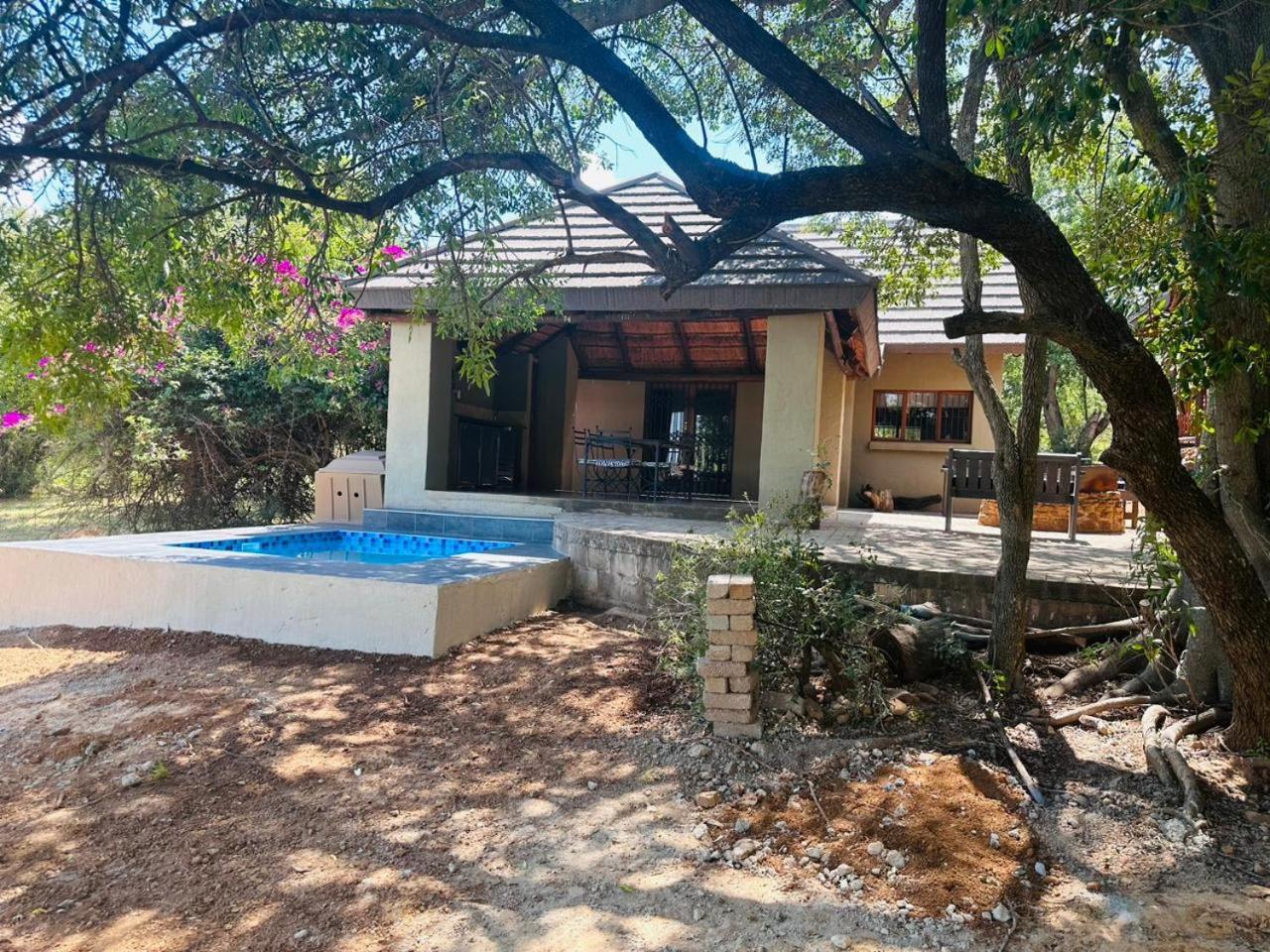 Zizi In Bela-bela Villa