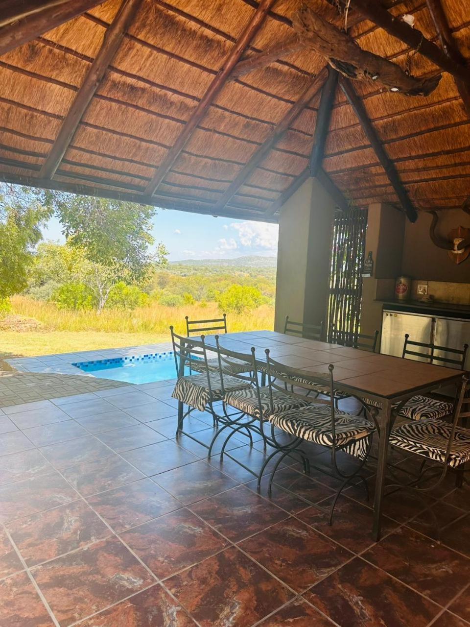 Zizi In Bela-bela Villa Moheme